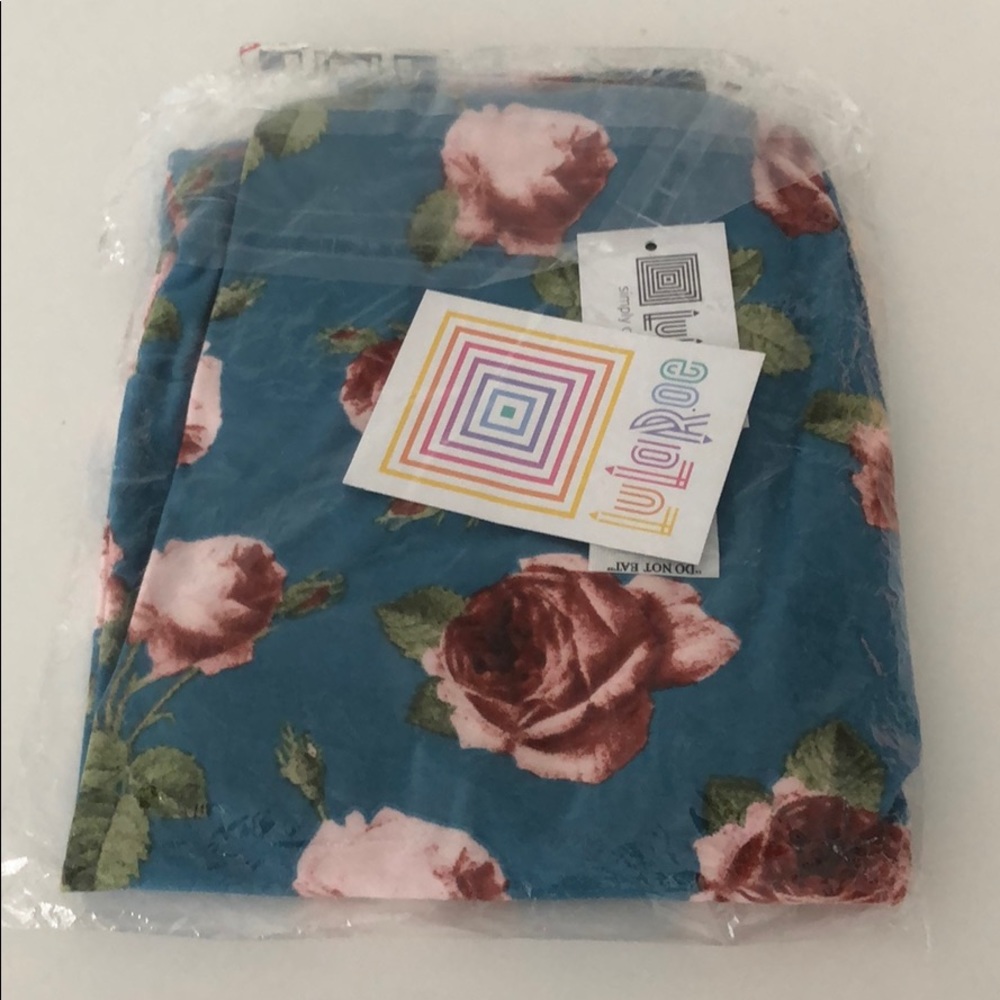 LuLaRoe New teal rose leggings active wear